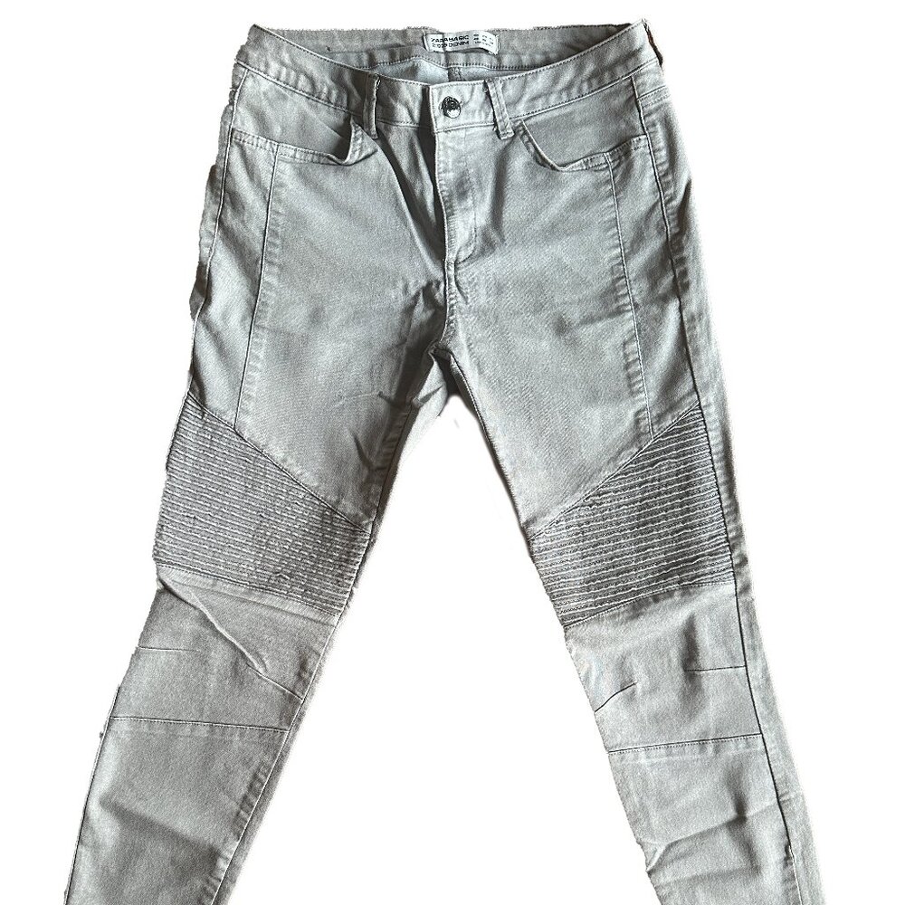 Zara Women's Gray denim skinny jeans w/tapered distressed rigid knee & zippers